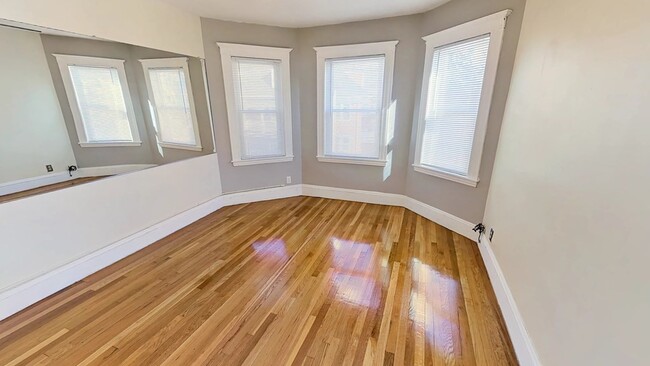 Building Photo - 75 Forest Hills St