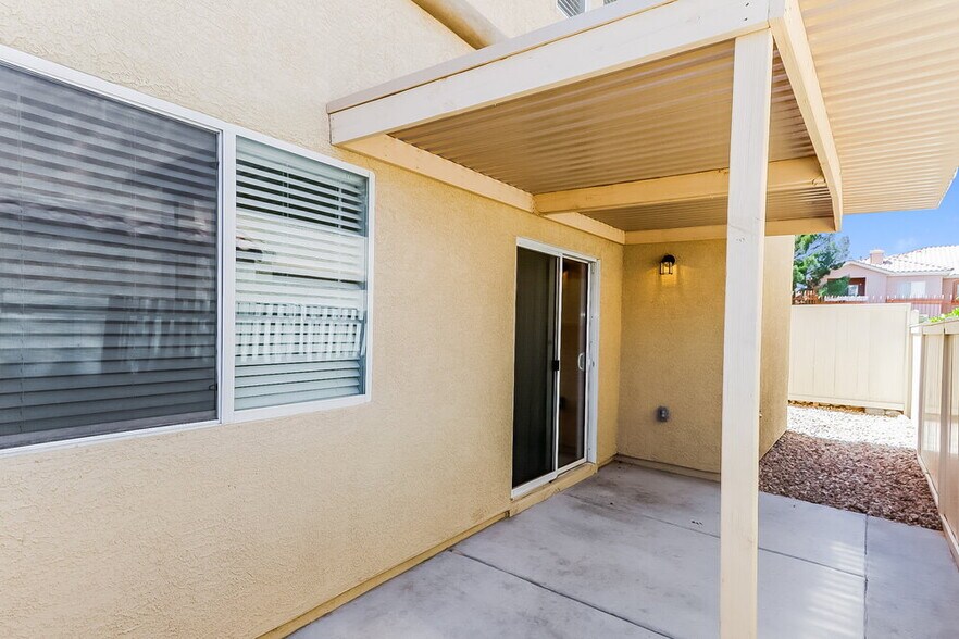 Building Photo - 10441 Sweet Juliet St