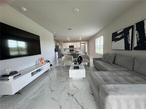 Building Photo - 2876 Star Coral Dr