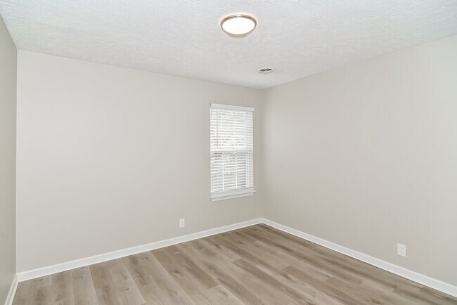 Building Photo - 247B Indian Park Dr