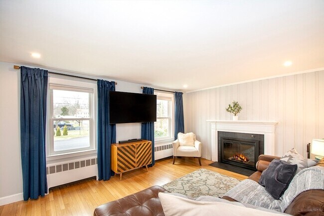 Building Photo - 75 Tower Ave