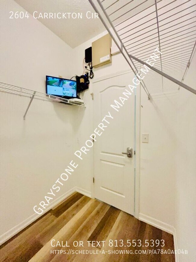 Building Photo - 2604 Carrickton Cir