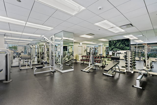 Building Photo - 600 N Lake Shore Dr