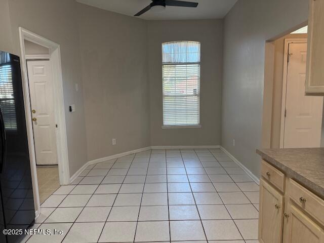 Building Photo - 2462 Bentwater Dr W