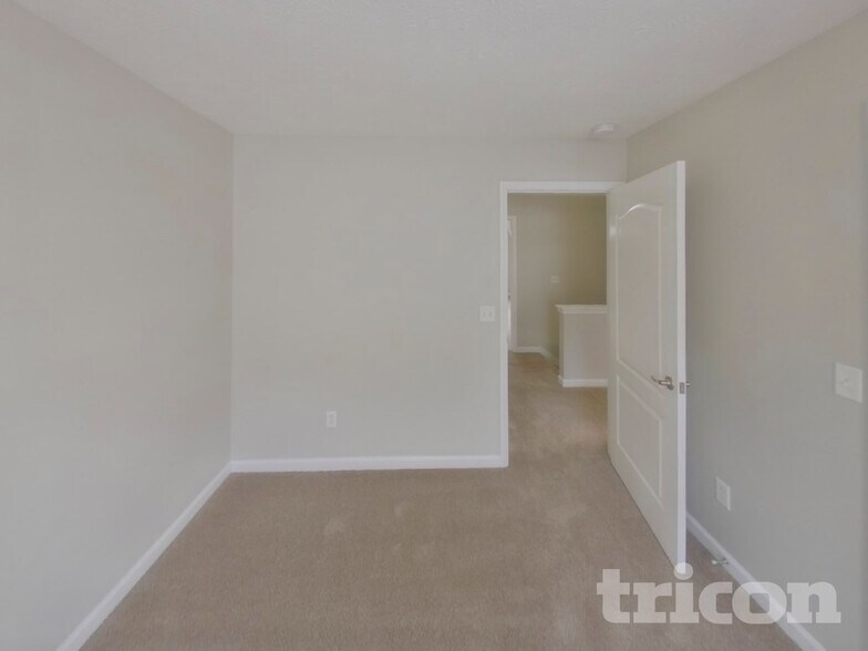 Building Photo - 2614 Sewanee Pl