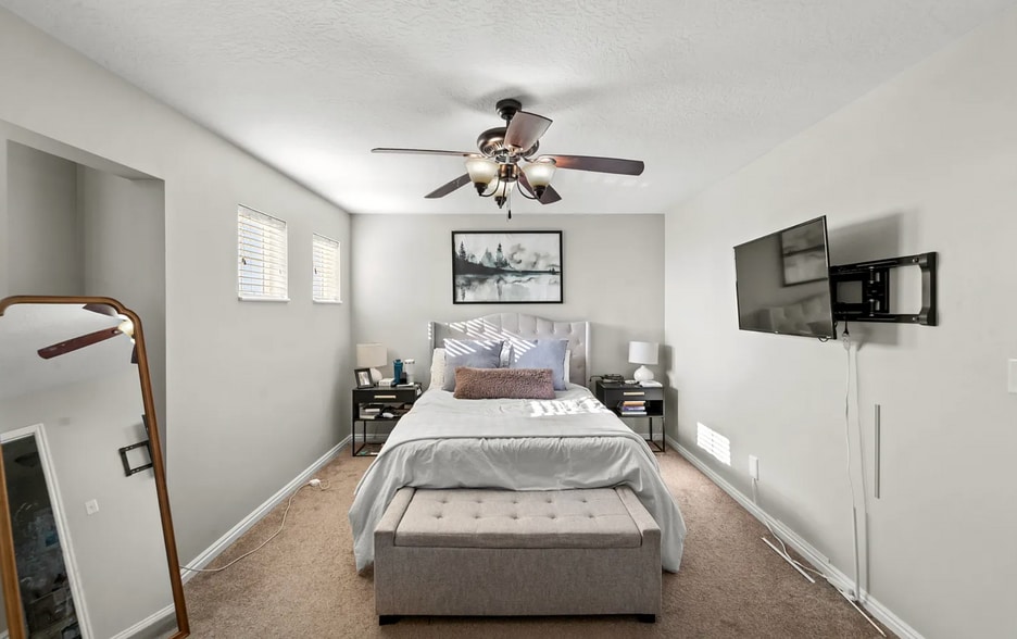 Building Photo - 1485 Navajo Dr