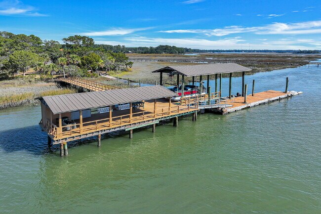 Building Photo - Private, Low Country Residence for Rent!