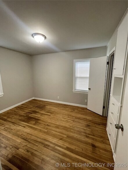 Building Photo - 5308 S Madison Ave