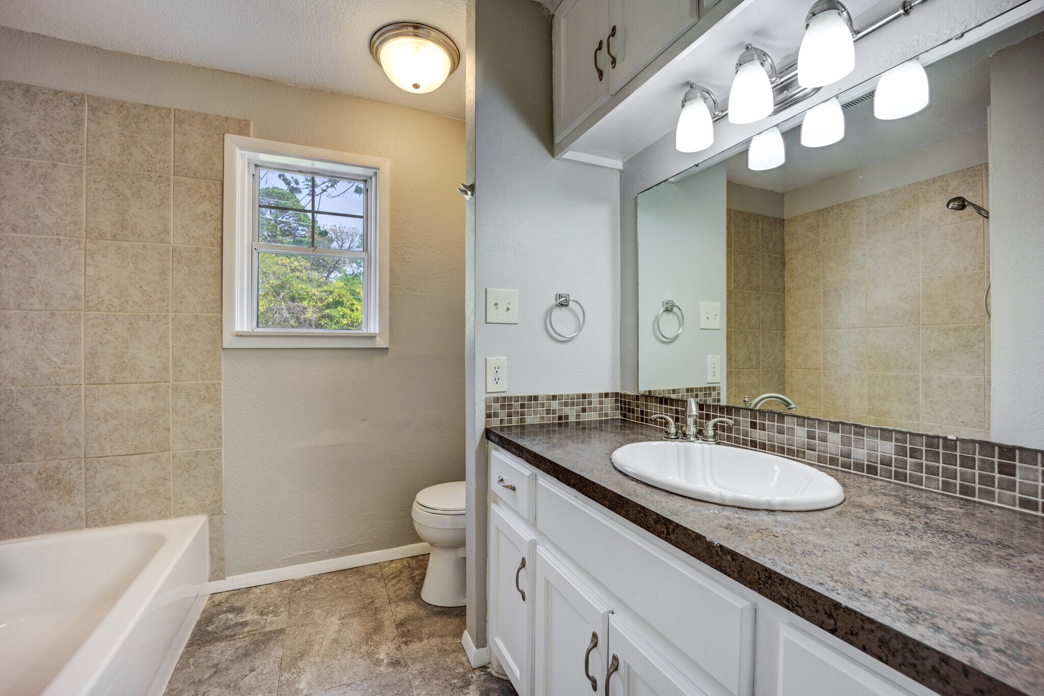 Building Photo - 4313 S 22nd St