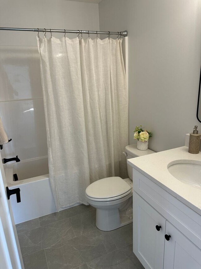 Building Photo - Beautiful Home for Rent – Modern Comforts ...