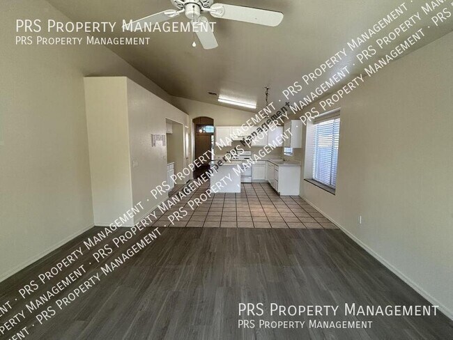 Building Photo - 51 N Del Pueblo Pl