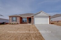 Building Photo - Beautiful 3 Bedroom, 2 Bath Recently Built Home in BA