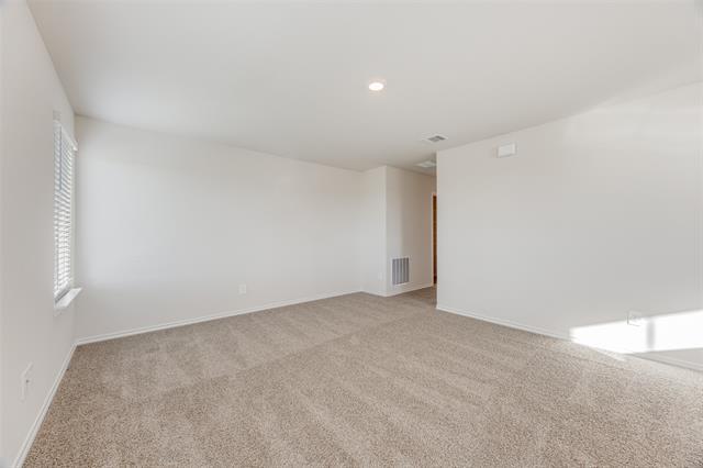 Building Photo - 4200 Carnation Dr