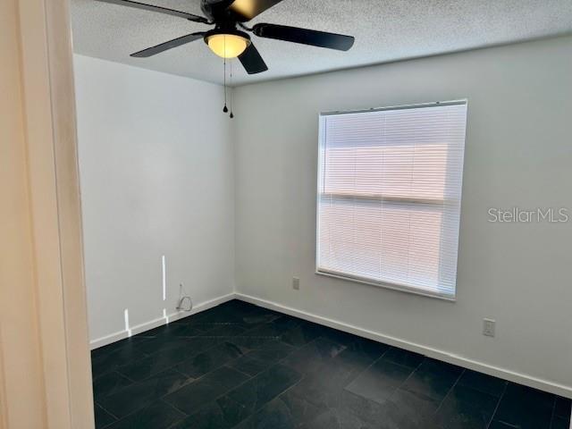 Building Photo - 344 Edgewood Ct