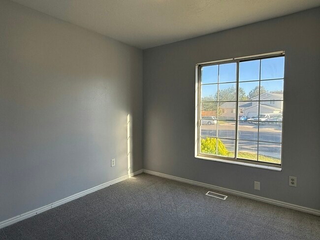 Building Photo - 4072 W 3670 S
