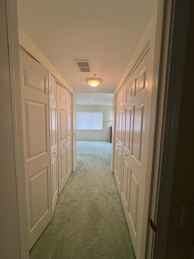 Building Photo - 2020 St Regis Dr