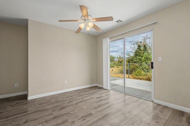 Building Photo - 1081 Jubilee Ct