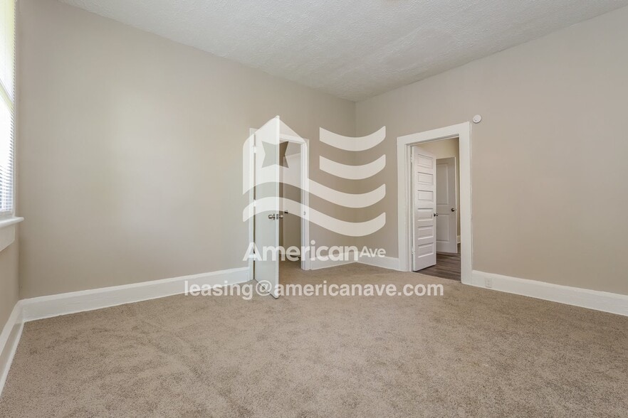 Building Photo - 2 Beechwood Heights