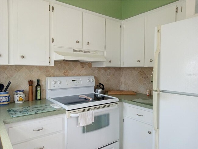 Building Photo - 330 Brandywine Dr