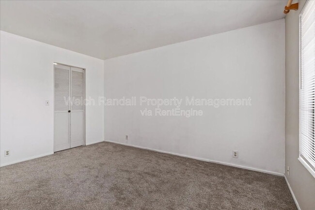 Building Photo - 6871 Countrywoods Cir