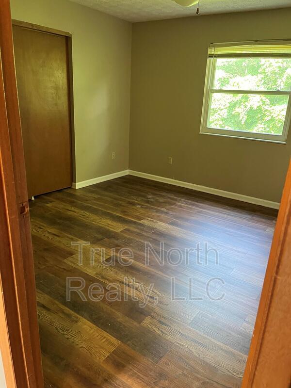 Building Photo - 3116 Jackielane Dr