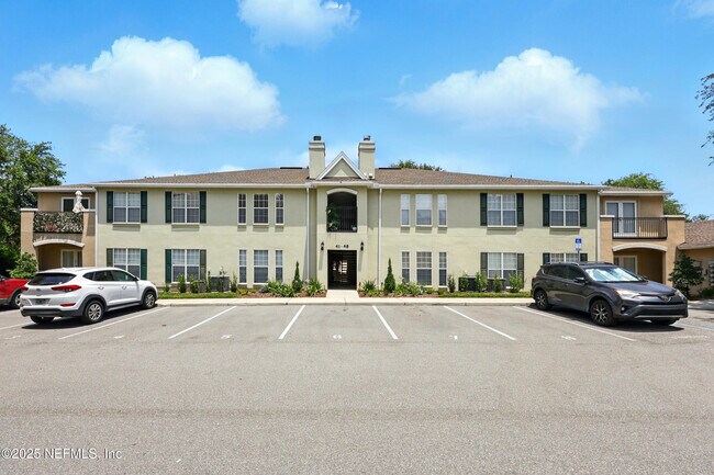 Building Photo - 43 Jardin De Mer Pl