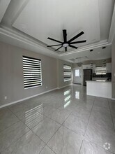 Building Photo - 1703 Angelina Dr