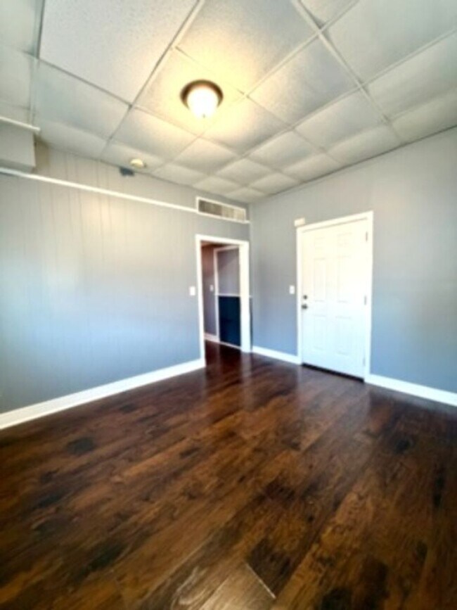 Building Photo - 8 St John St