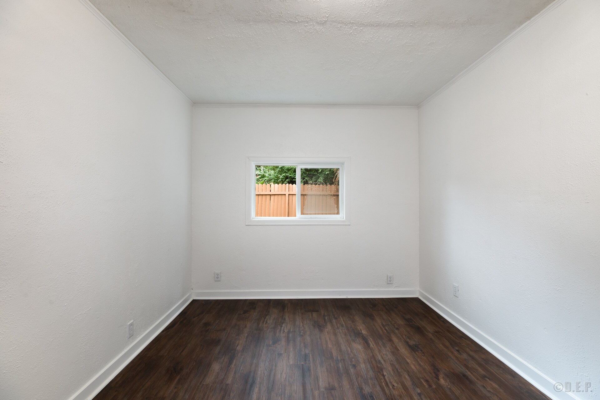 Building Photo - 410 W C St