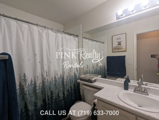 Building Photo - 955 Lords Hill Dr