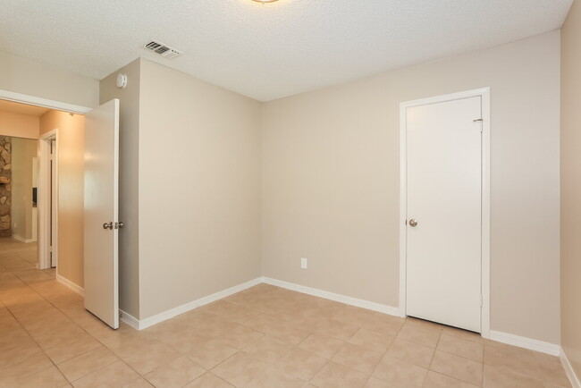 Building Photo - 429 Blue Whale Way