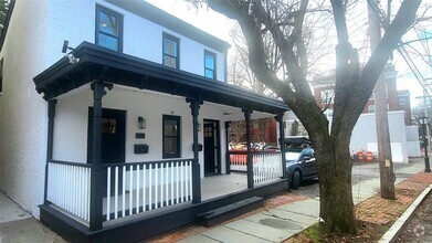 Building Photo - 37 S Perry St