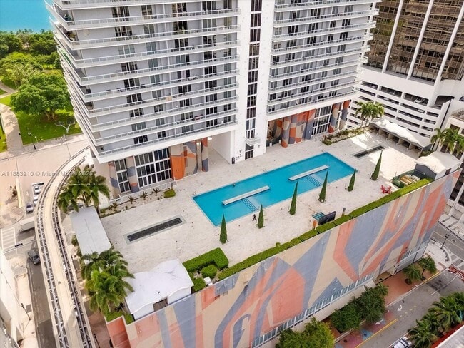 Building Photo - 50 Biscayne Blvd