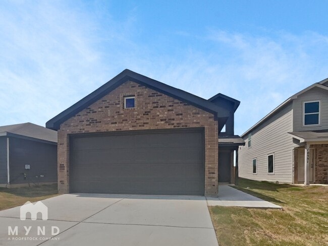 Building Photo - 10607 Aqueduct Crk