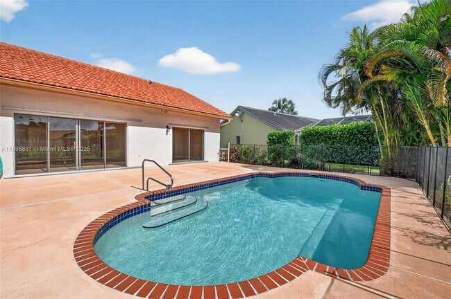 Building Photo - 9645 El Clair Ranch Rd