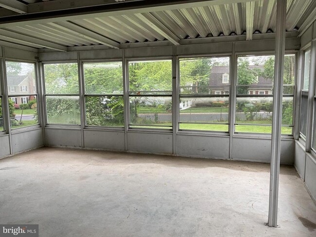 Building Photo - 205 Beeson Rd