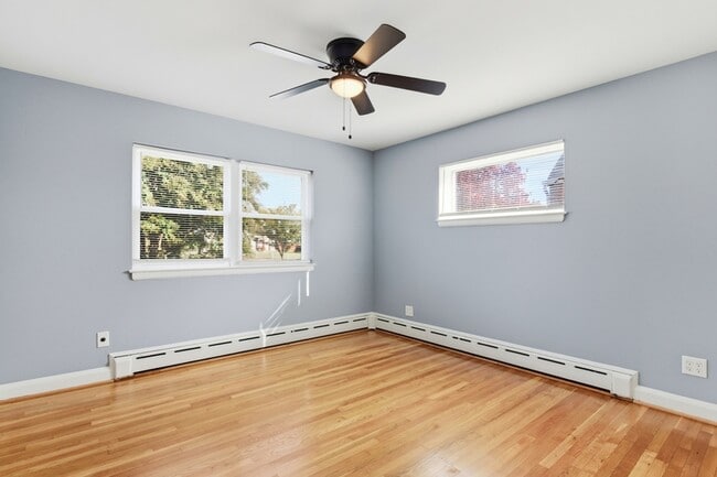 Building Photo - 4311 Kennison Ave