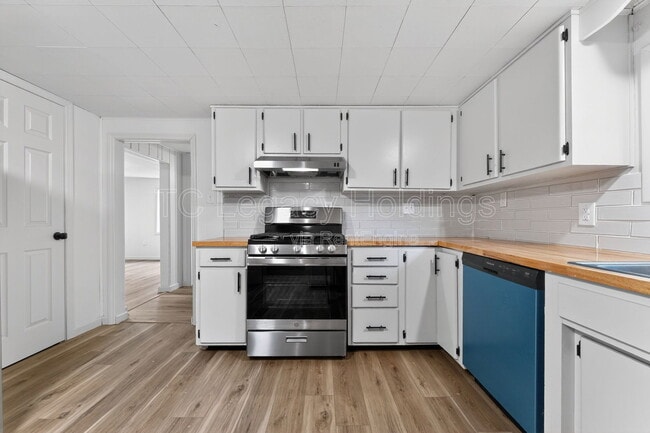 Building Photo - 192 Fairmor Dr