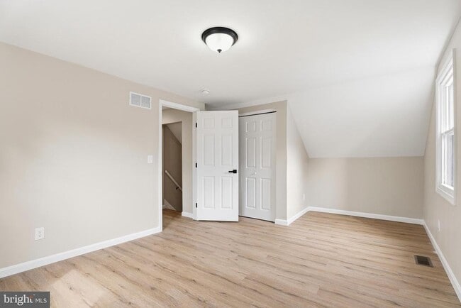 Building Photo - 706 Sue Grove Rd