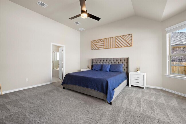 Building Photo - 3009 Diego Dr