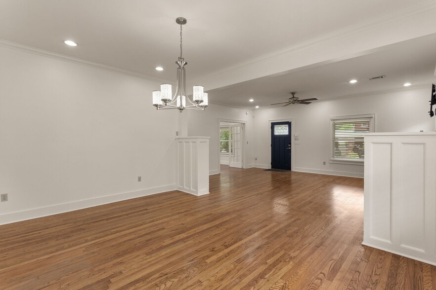 Building Photo - 1519 S Norfolk Ave
