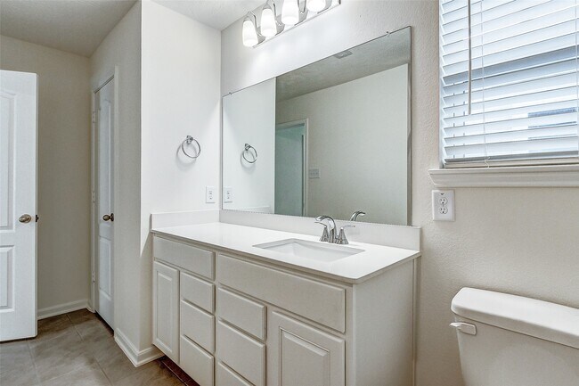 Building Photo - 12451 Buck Sable Ln