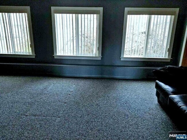 Building Photo - 172 Lozier Terrace