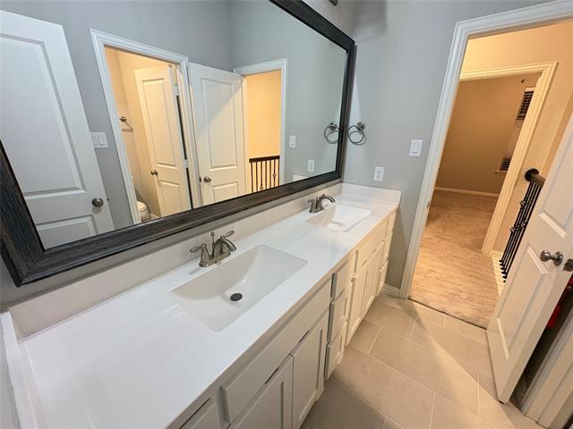 Building Photo - 2300 Offerande Dr