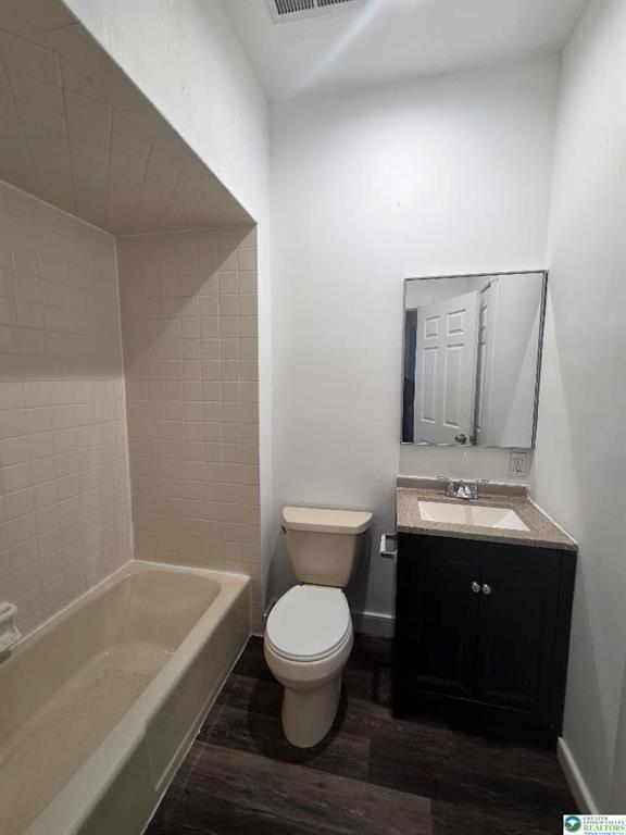 Building Photo - 130 N 2nd St