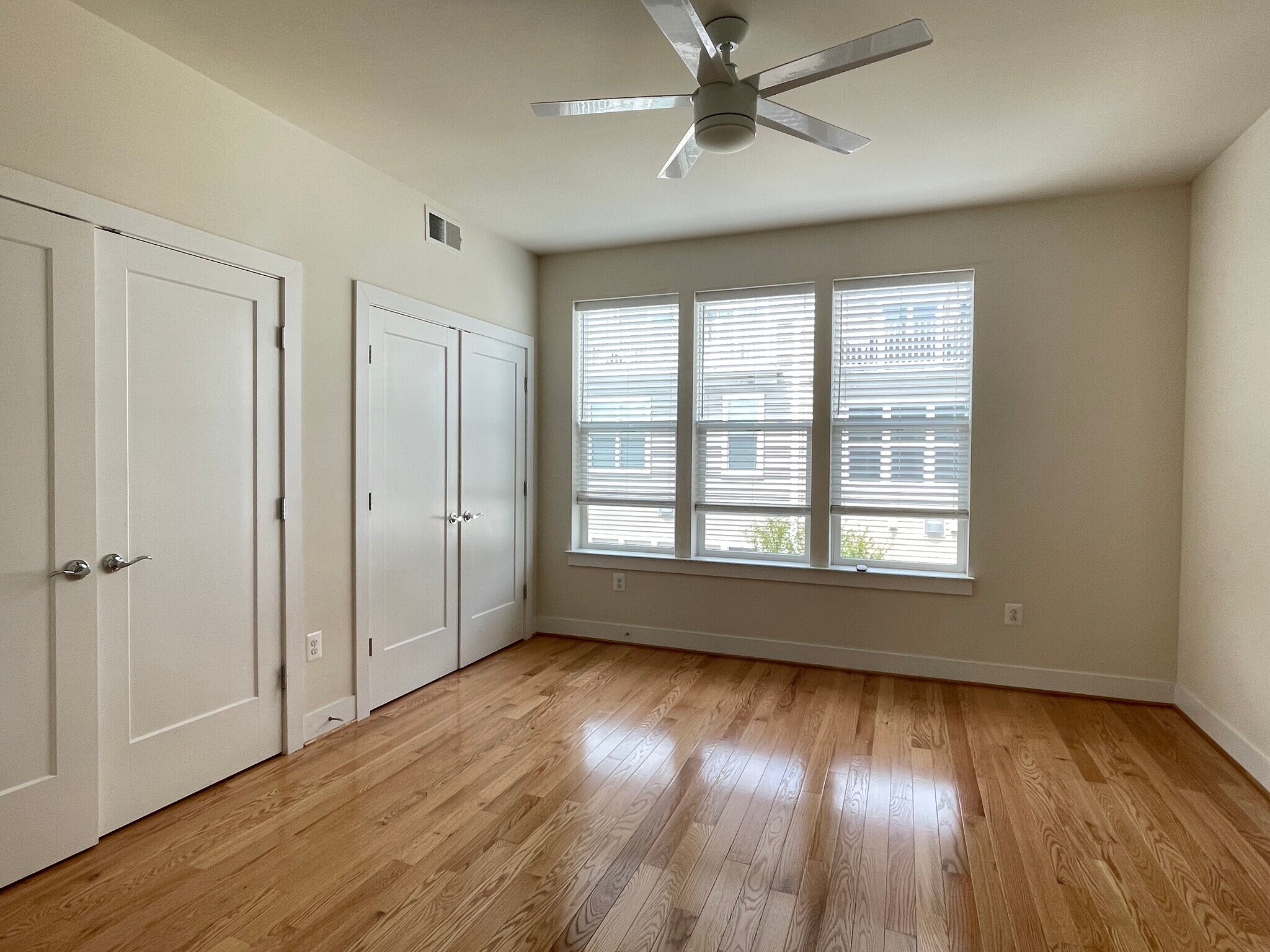 Primary BR - 924 King Farm Blvd