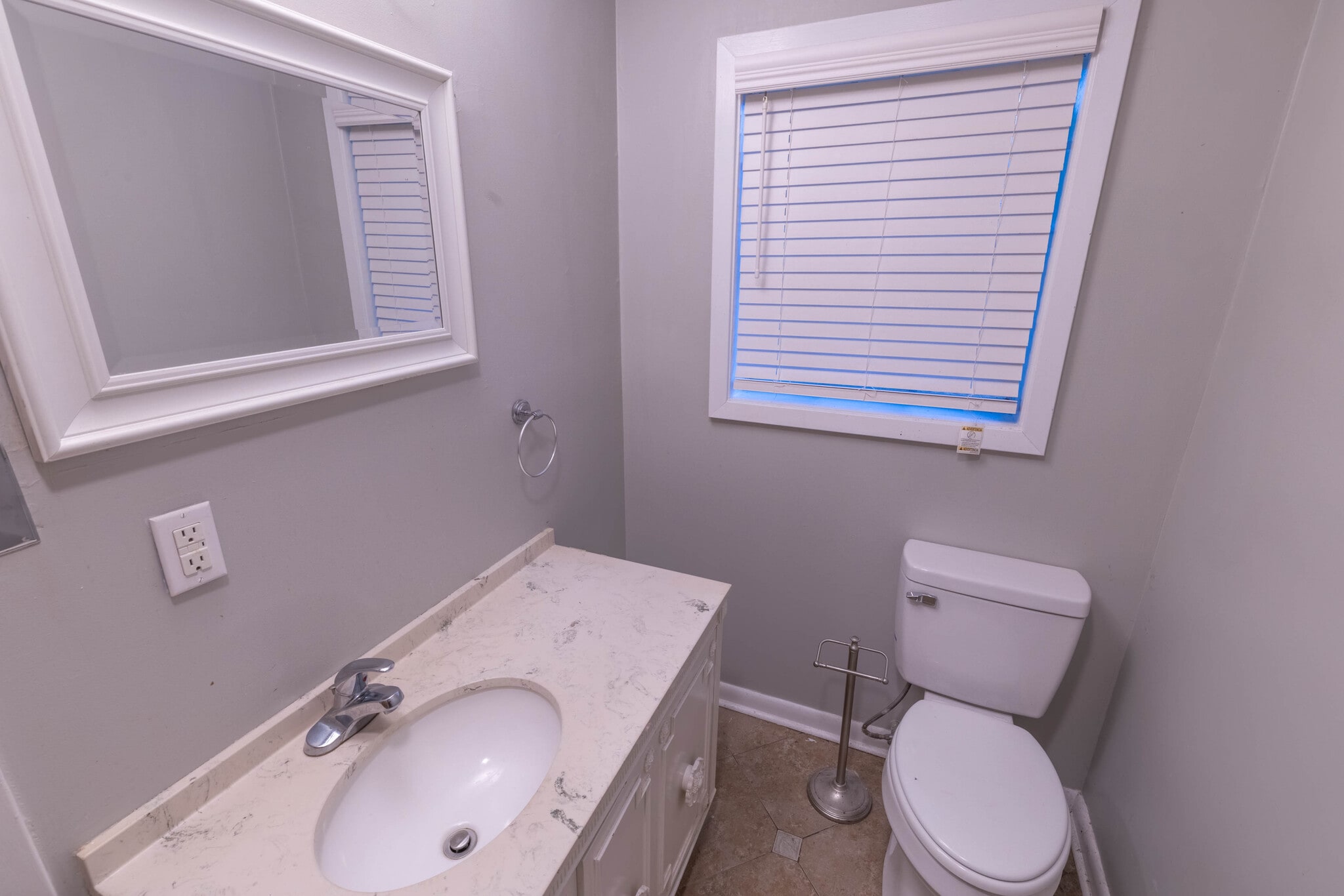 Master Bath - 311 Linden Cir
