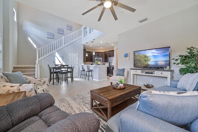 Building Photo - AVAILABLE April - 2/2.5 Townhome with 1 Car garage in Paseo!