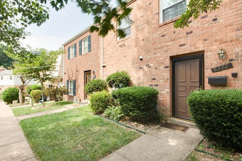 Building Photo - 6372 8th Cir