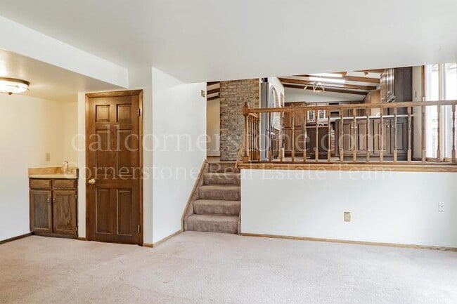 Building Photo - 3427 Clubheights Dr